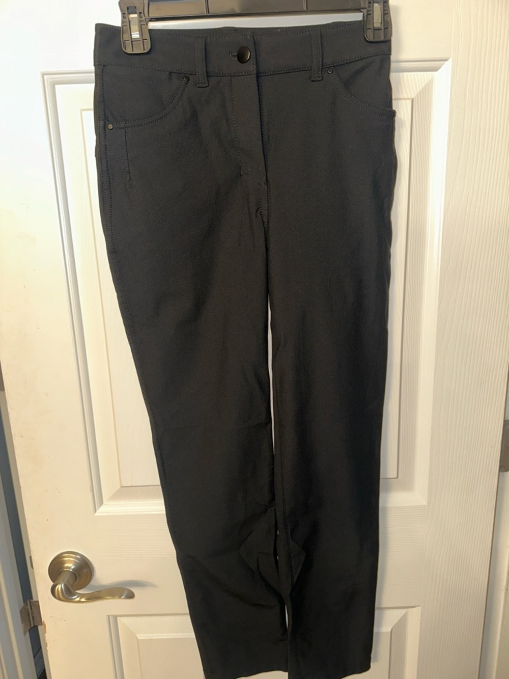 Lululemon City Sleek 5pocket 7/8 pant, women’s size 2